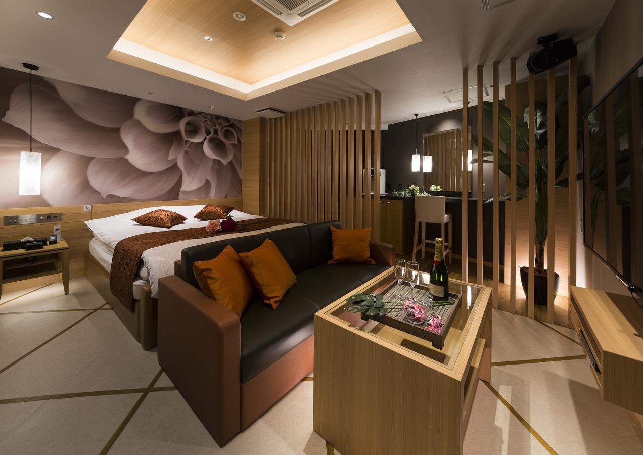 Hotel Plant Garden Resort (Adults Only) Toyokawa المظهر الخارجي الصورة