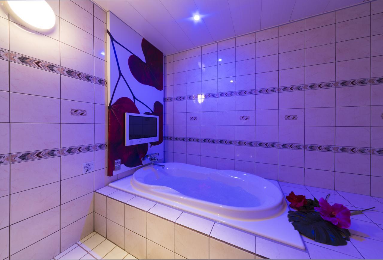 Hotel Plant Garden Resort (Adults Only) Toyokawa المظهر الخارجي الصورة