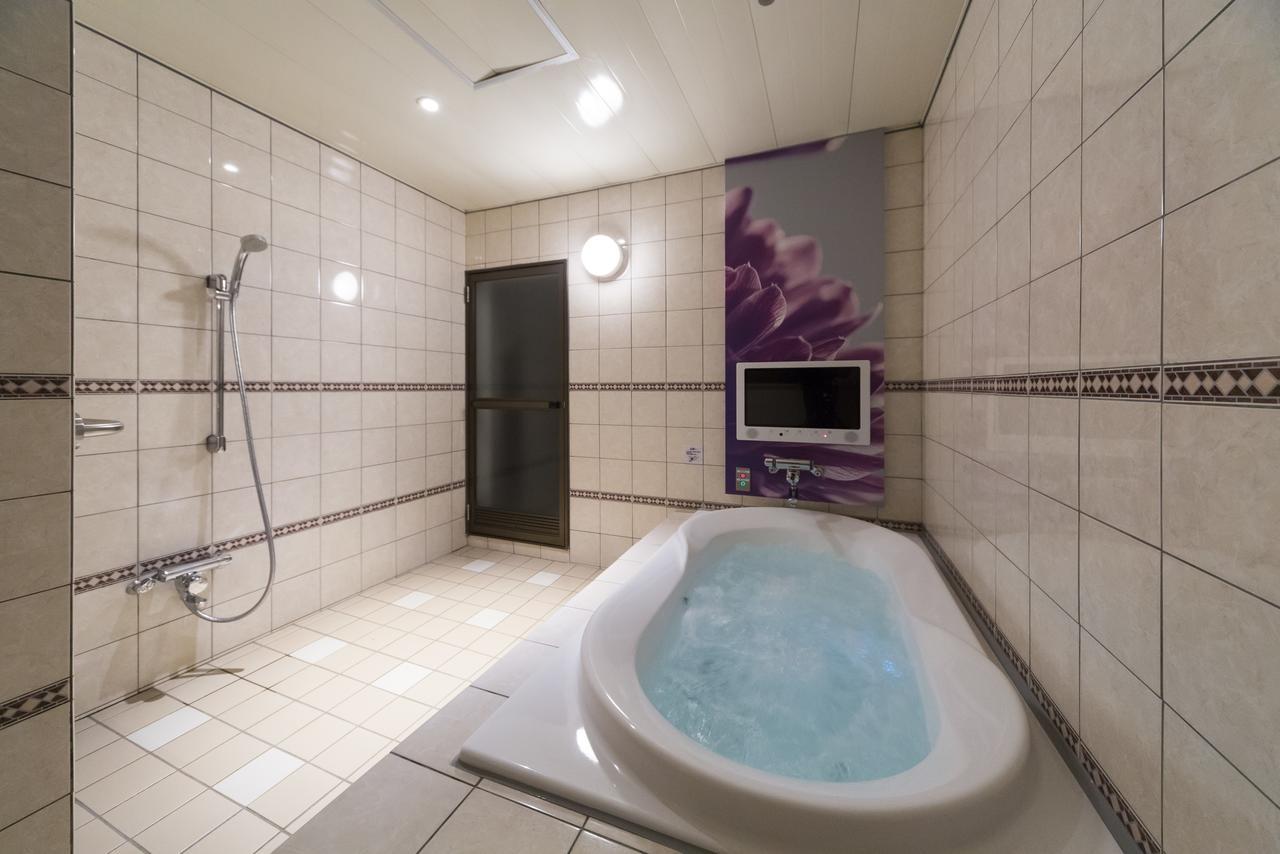 Hotel Plant Garden Resort (Adults Only) Toyokawa المظهر الخارجي الصورة